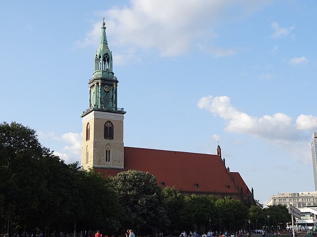 c: wikimedia commons